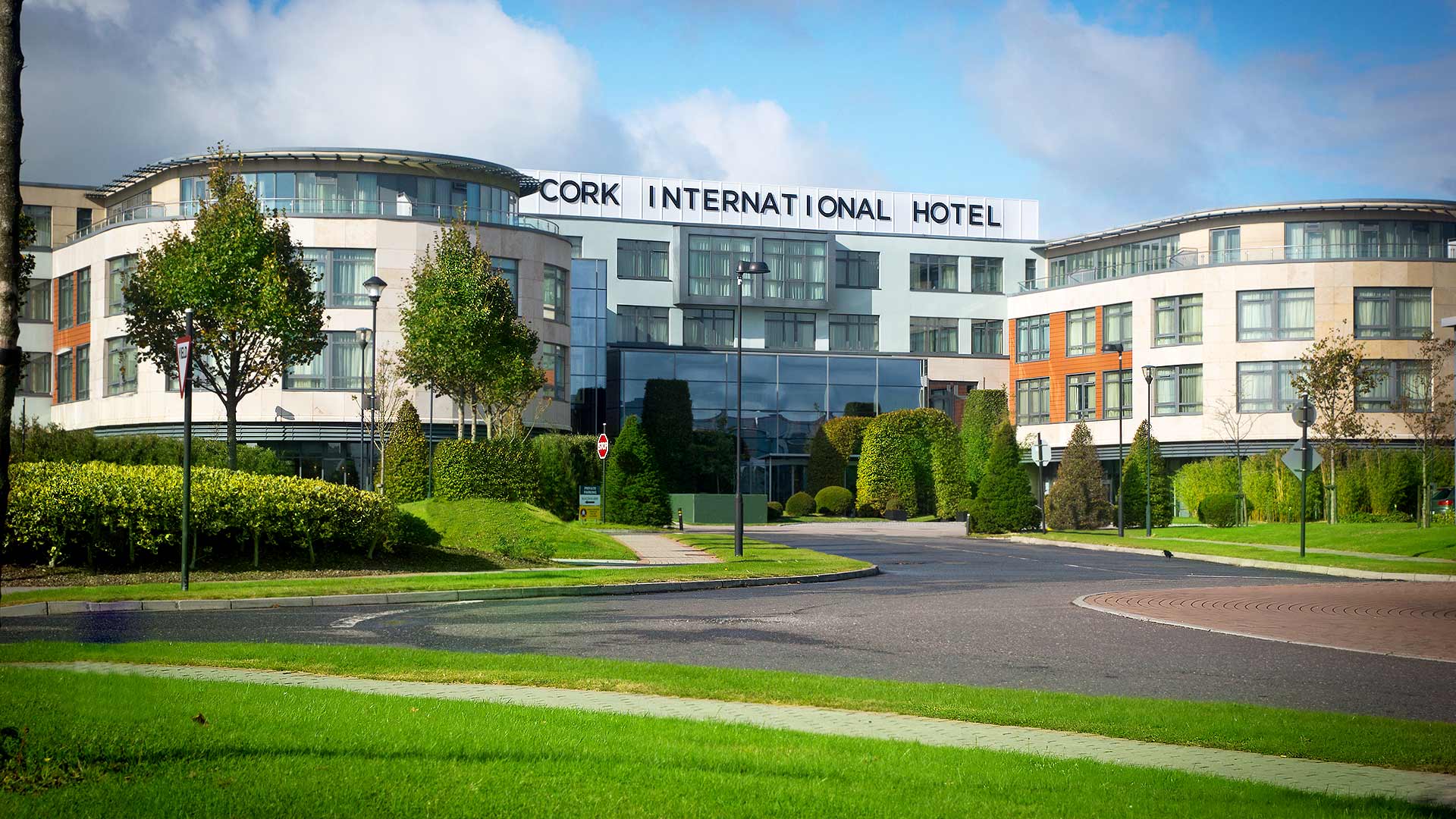 Cork International Hotel exterior