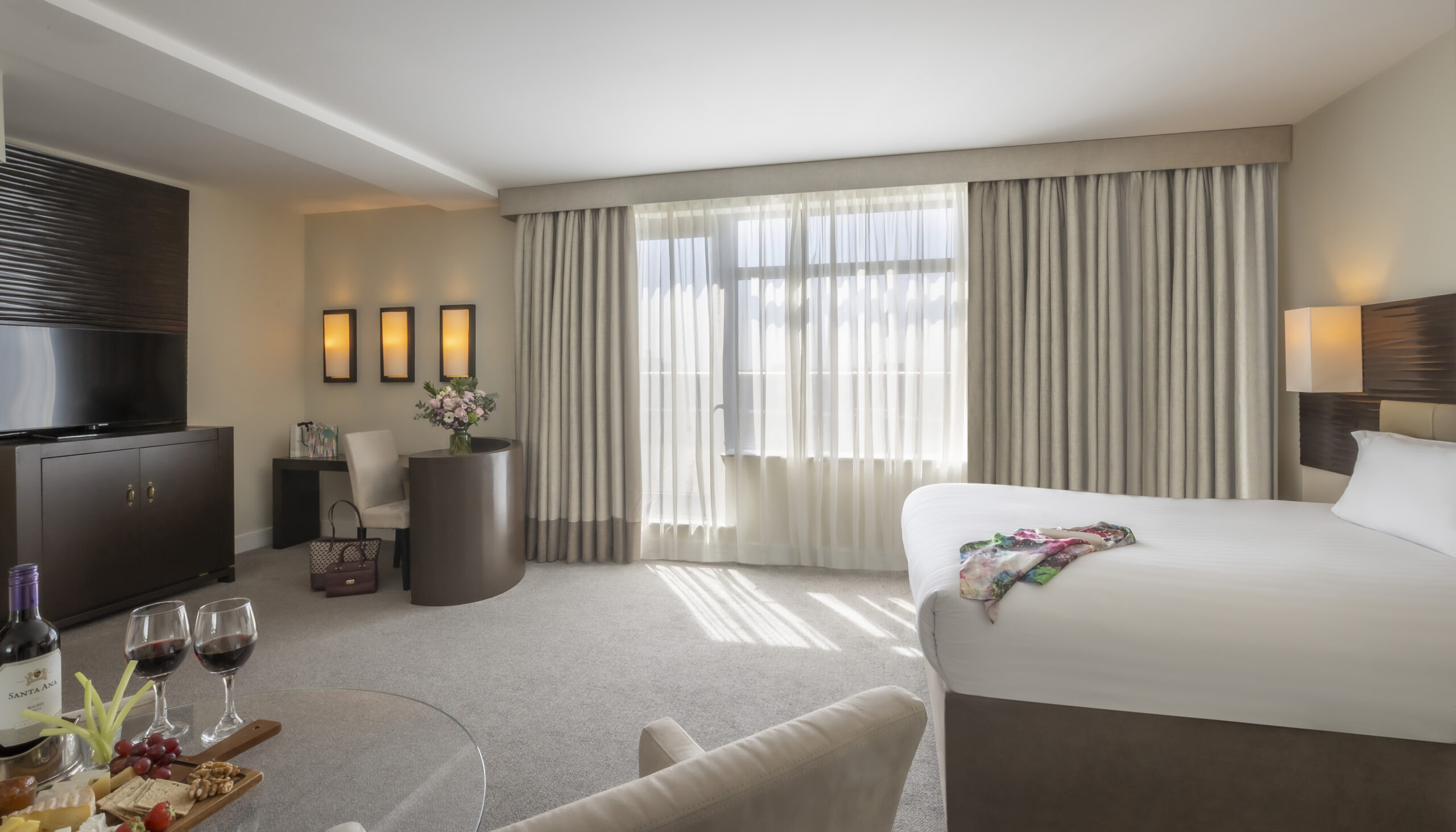 Deluxe Double Bedroom Cork International Hotel near Cork Airport
