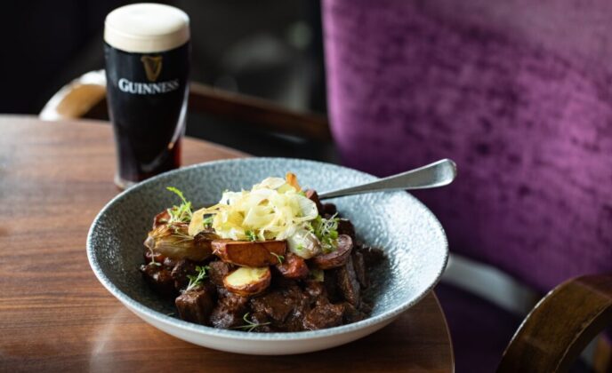 Stew Guinness Landscape NYr Dinner