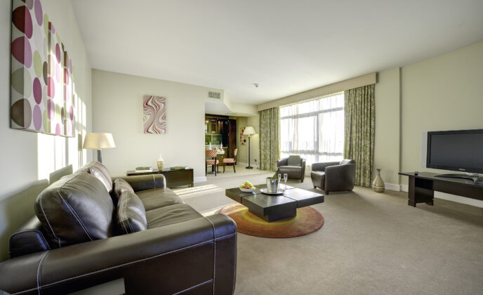 Suite Sitting Room Landscape CIH 2